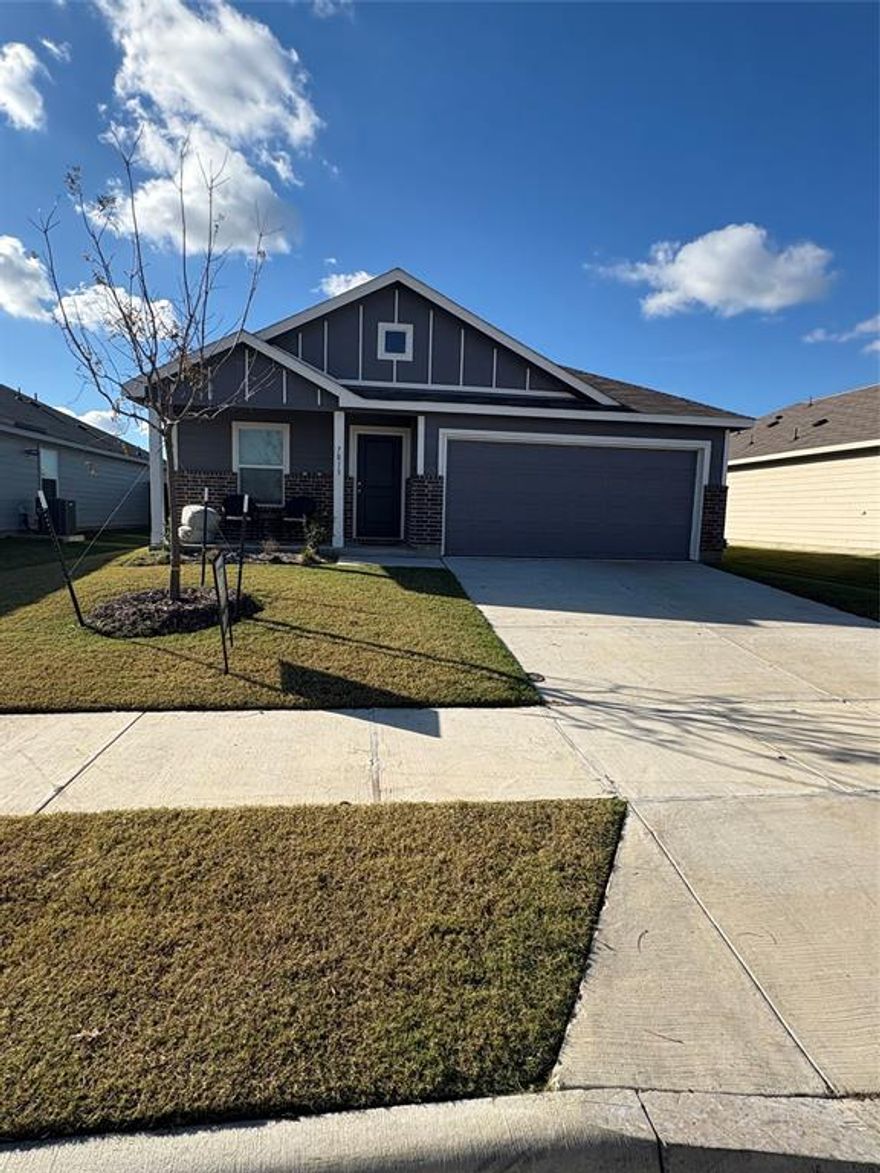 Welcome to your almost new, 3-bedroom, 2-bathroom home in McKinney, TX. Great community to enjoy weekend mornings and lazy evenings. Open floor plan with low-maintenance flooring, granite countertops modern look kitchen. With plenty of windows in each room, this house is filled with natural light. Split bedroom for privacy.
Enjoy the convenience of living in a community with fantastic amenities such as a pool, gymnasium, lazy river, picnic area, walking and biking trails, dog park, and basketball court. Whether you're looking to relax by the pool, stay active on the trails, or have fun at the water park, this community has something for everyone. Private backyard that makes hosting and entertaining a breeze. Don't miss out on the opportunity to call this beautiful house your new home!

Proximity advantages: easy access to major roads (US-75, Hwy 380), nearby shopping and entertainment