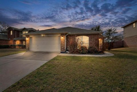 1220 Jackson Drive Crowley TX 76036