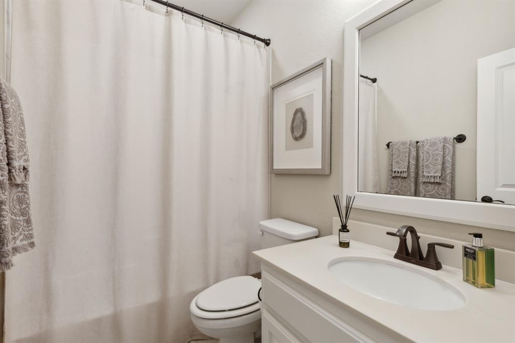 Gentle Creek Ph Eight - Residential