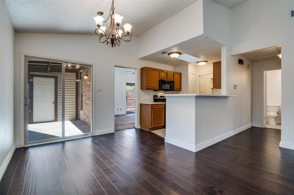 1433 Del Rio Drive