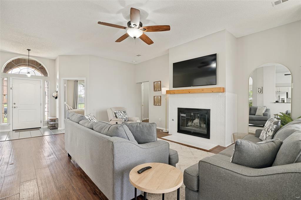 4803 Maple Shade Avenue