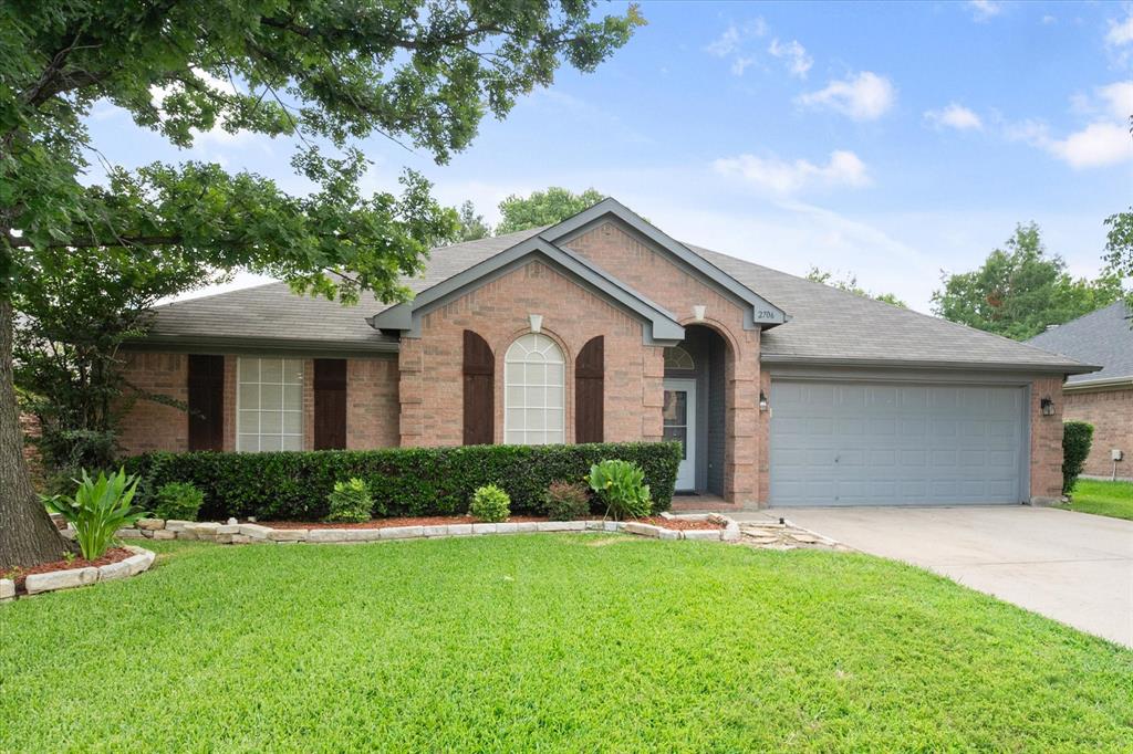 Photo of 2706 Ferncrest Trail, Mansfield, TX 76063 (MLS # 21307329)