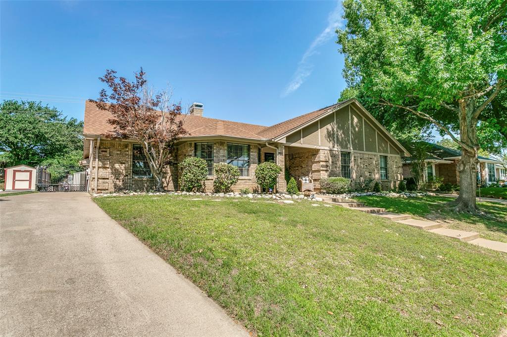 2232 Ridgewood