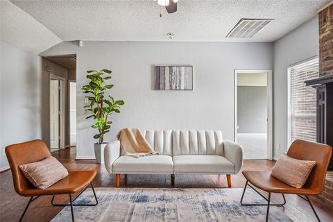 Photo of 2516 Buck Drive, Mesquite, TX 75181 (MLS # 21228688)