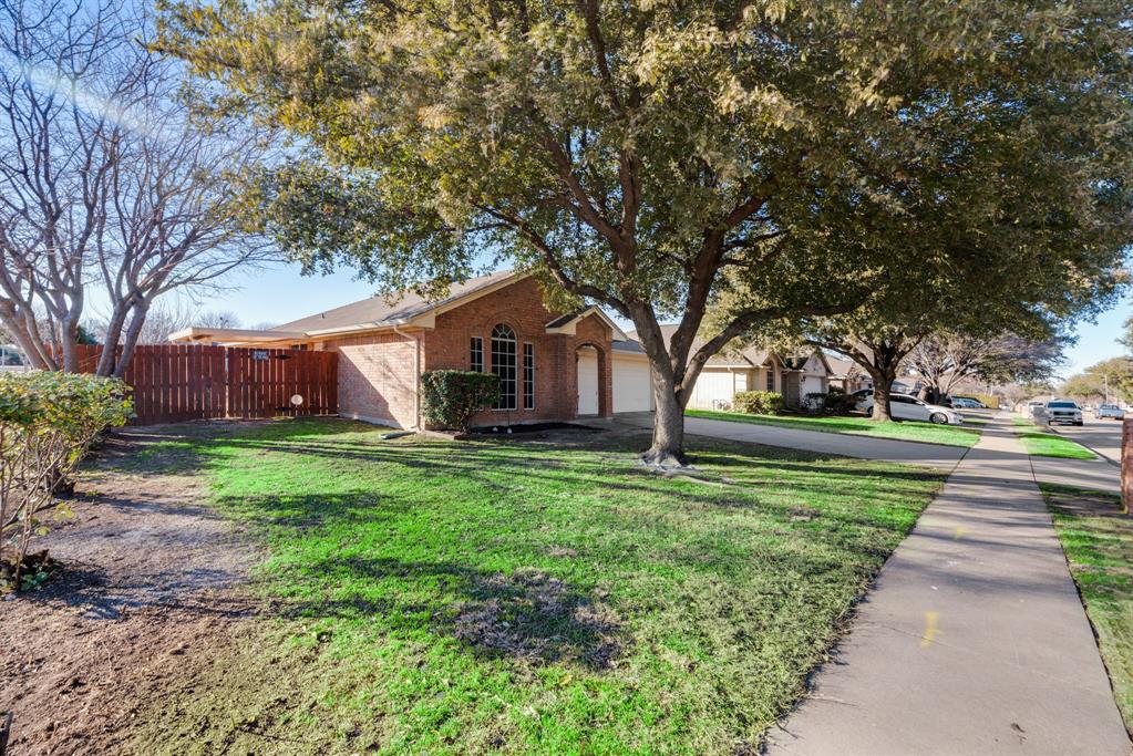 856 Santa Fe Drive