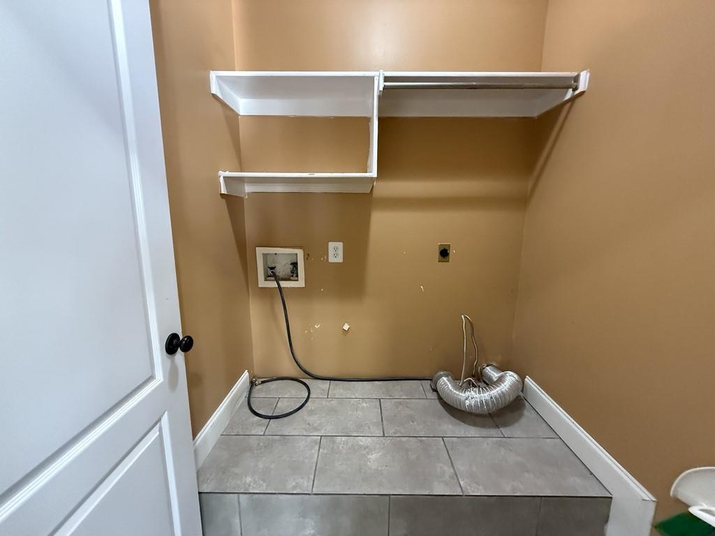 Westchester West B - Residential Lease