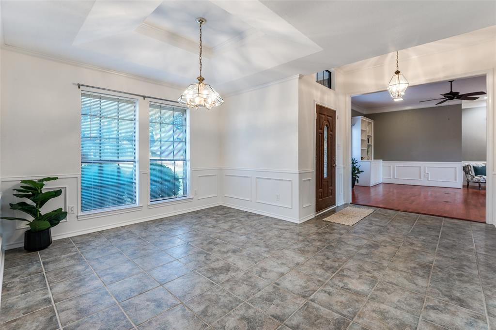 2418 Vista Glen Lane