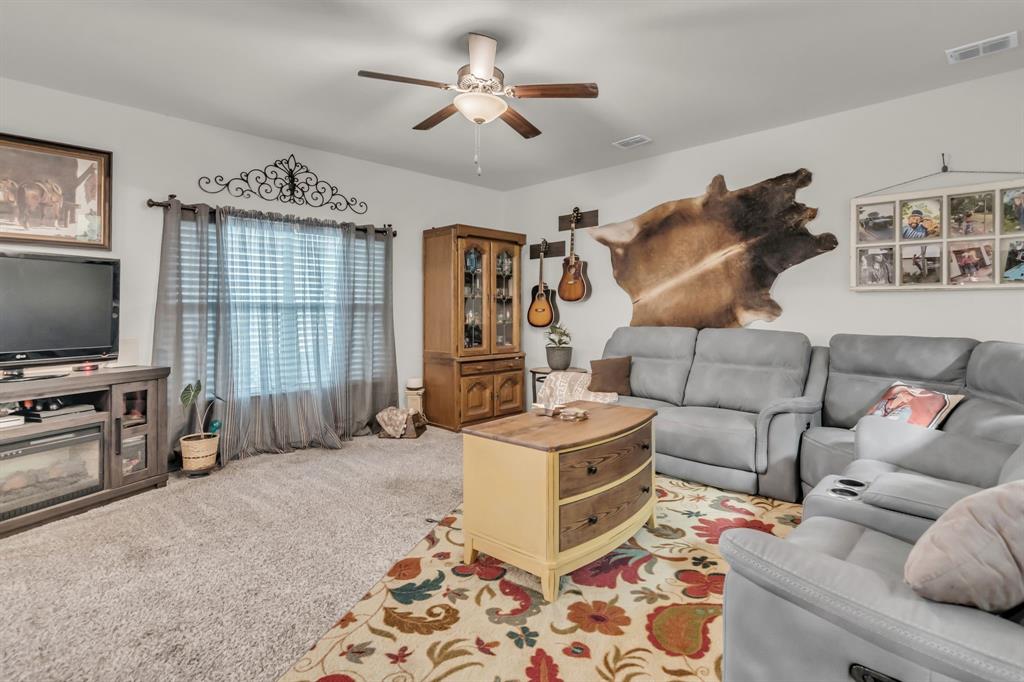 Chisholm Spgs Ph2 - Residential