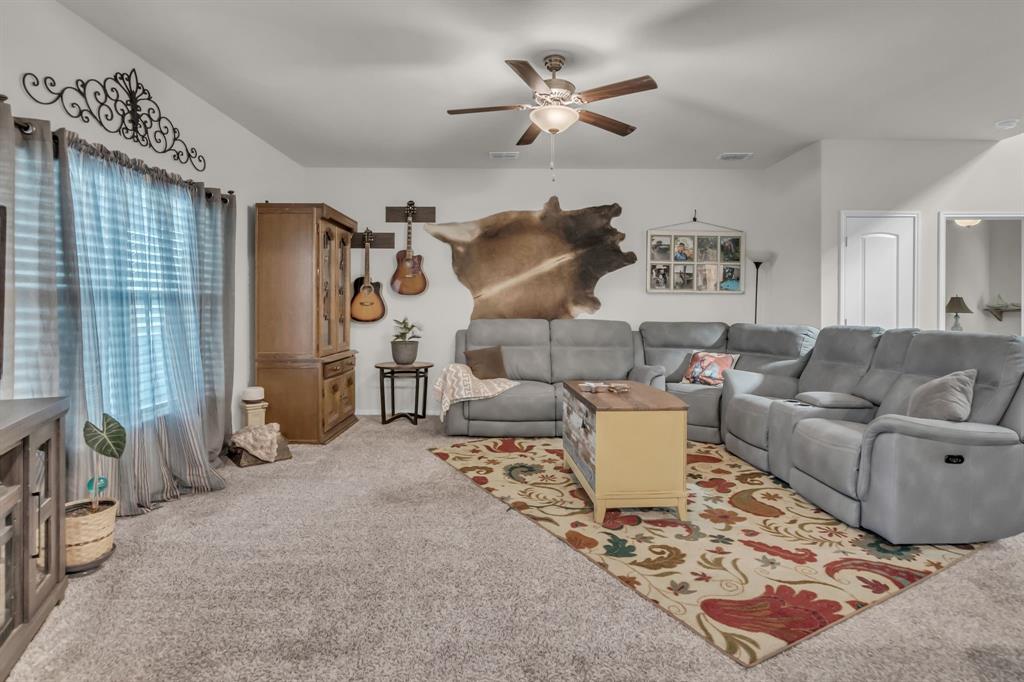 Chisholm Spgs Ph2 - Residential