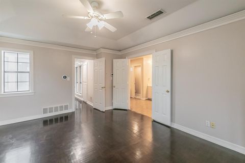 Tiny photo for 4346 Macarthur Avenue, Highland Park, TX 75209 (MLS # 21142617)