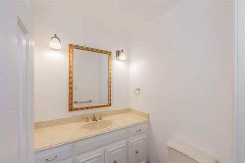 Tiny photo for 4346 Macarthur Avenue, Highland Park, TX 75209 (MLS # 21142617)