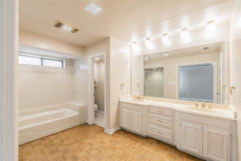 Tiny photo for 4346 Macarthur Avenue, Highland Park, TX 75209 (MLS # 21142617)