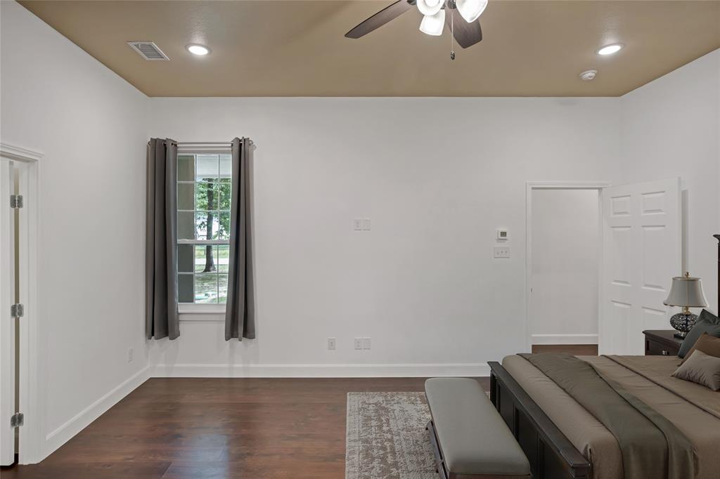 Fox Point Circle Sec 4 - Residential