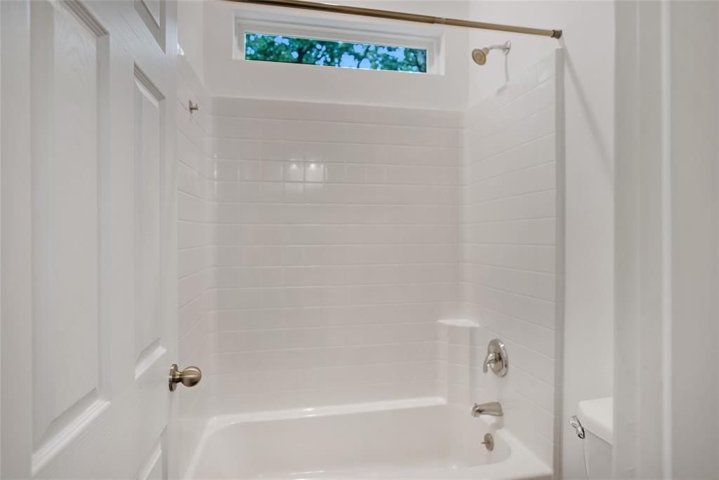 Fox Point Circle Sec 4 - Residential