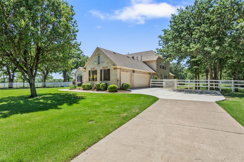 1109 Lakeview Boulevard