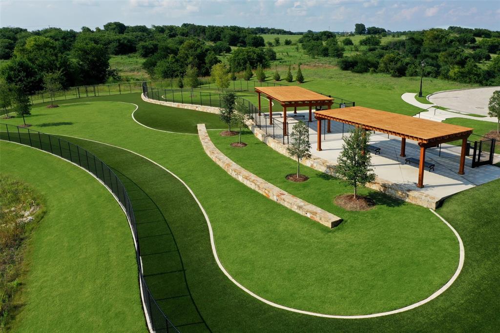 2233 Willowbank Drive