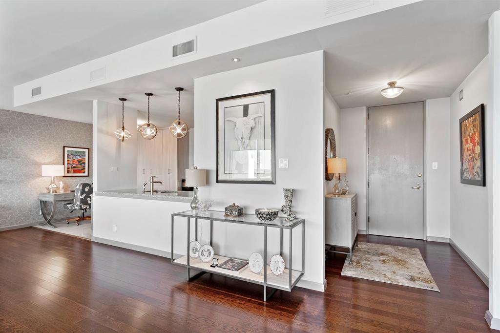 3111 Welborn Street 1405