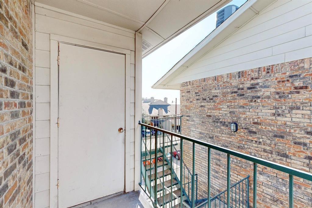 Royal Lane Highlands Condos - Residential