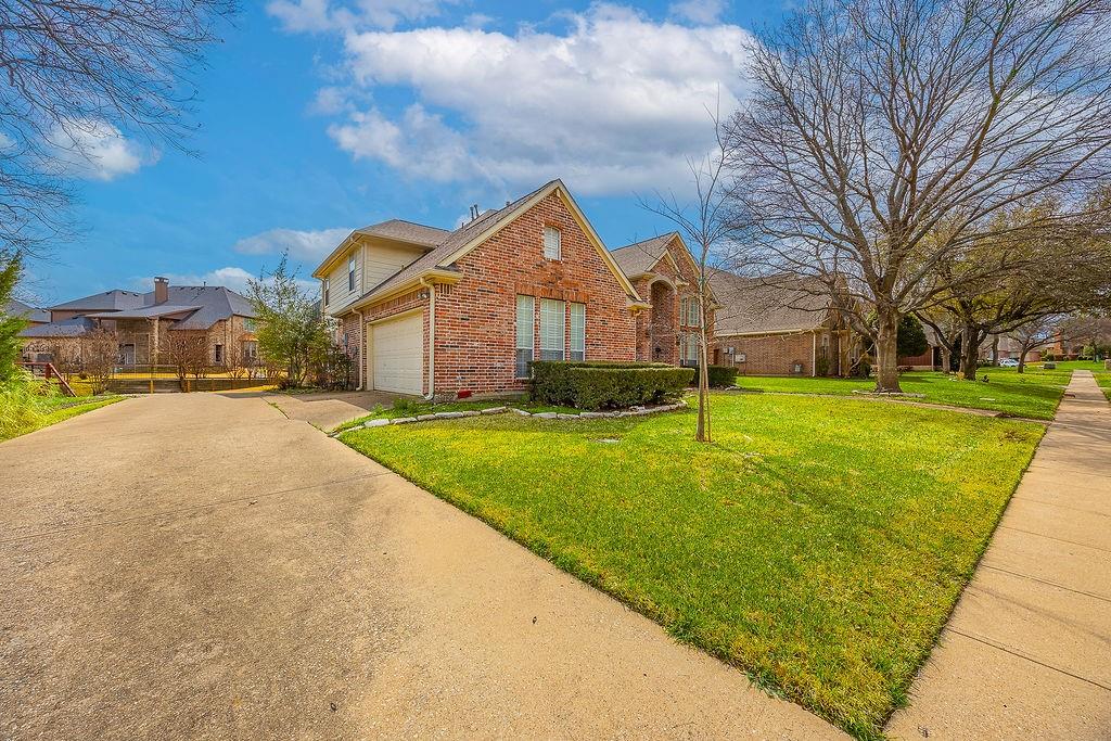 3316 Meadow Wood Drive