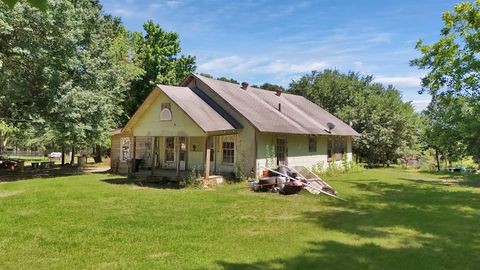 W Patterson Street Grand Saline TX 75140
