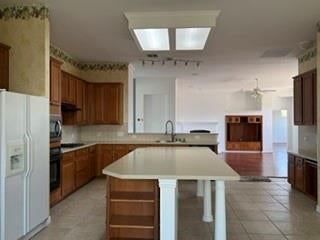 202 Stonegate Lane