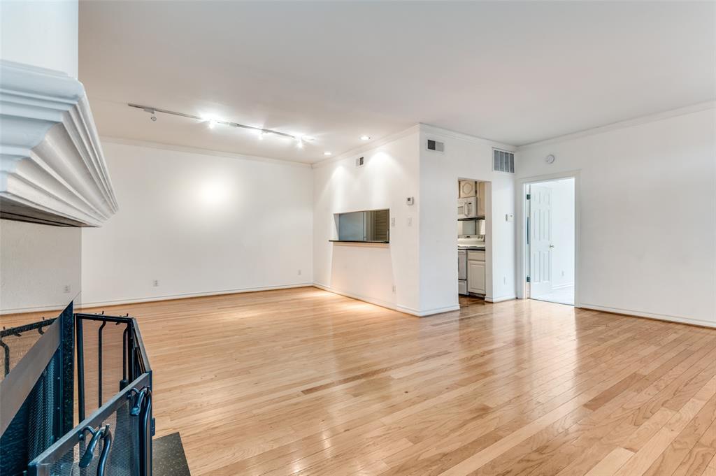3208 Cole Avenue 2205