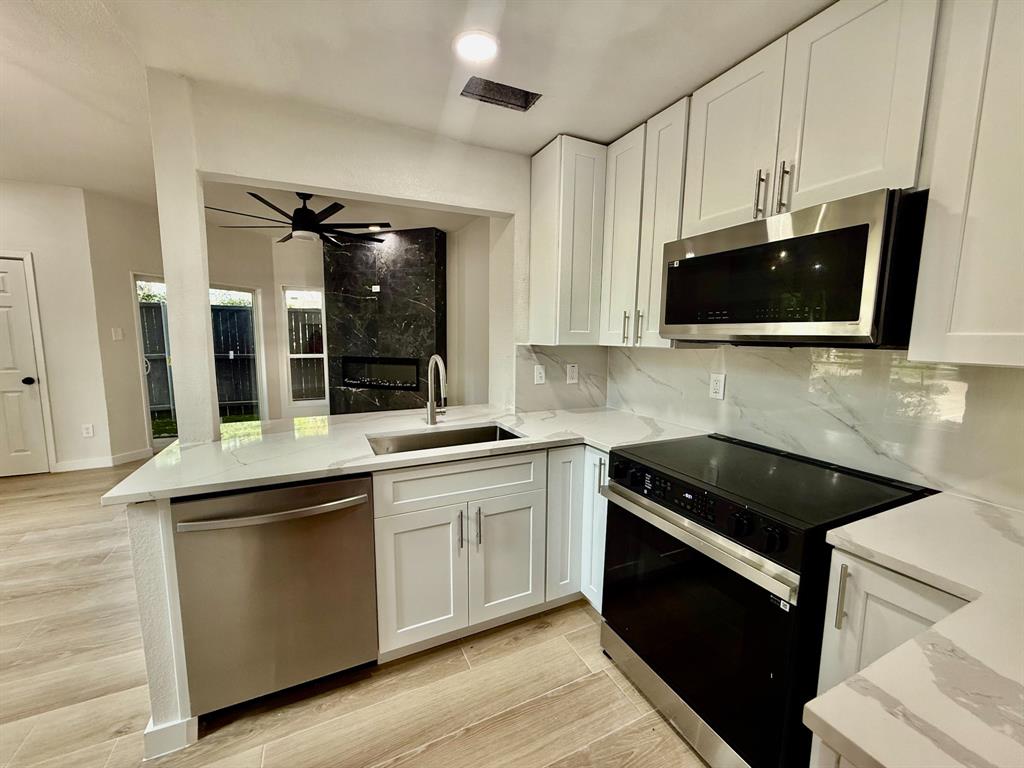 Ashton Square Condo - Residential