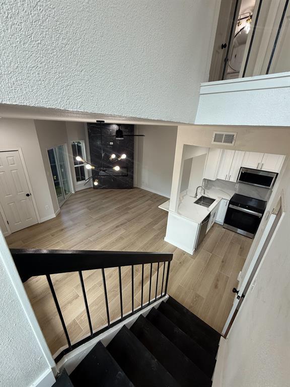 Ashton Square Condo - Residential