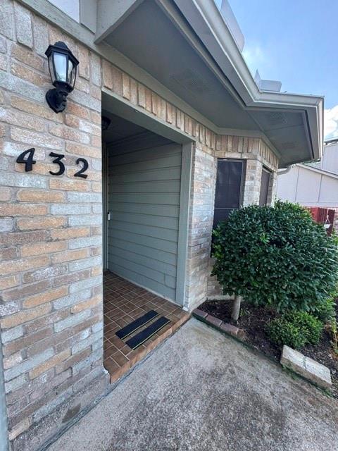 432 Sunnybrook Court