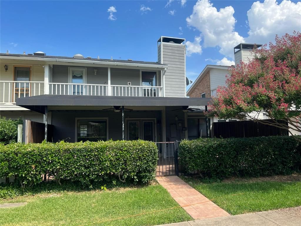 Photo of 3650 Fore Circle, Farmers Branch, TX 75234 (MLS # 21318261)