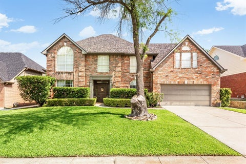 Photo of 2140 Sandell Drive, Grapevine, TX 76051 (MLS # 21279865)