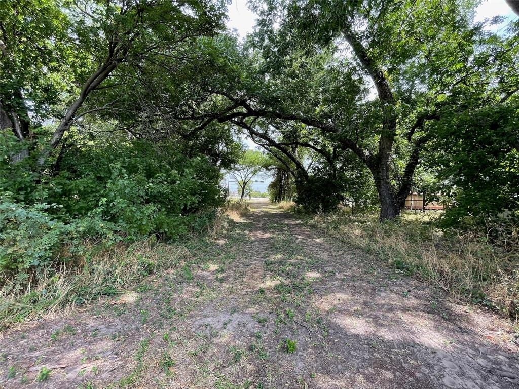 E Crockett Surv Abs 214 - Commercial Sale