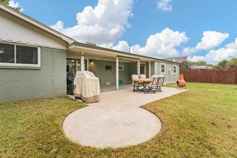 A home in Cleburne