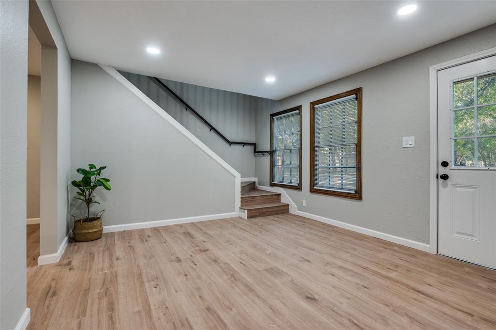 109 S Central Avenue