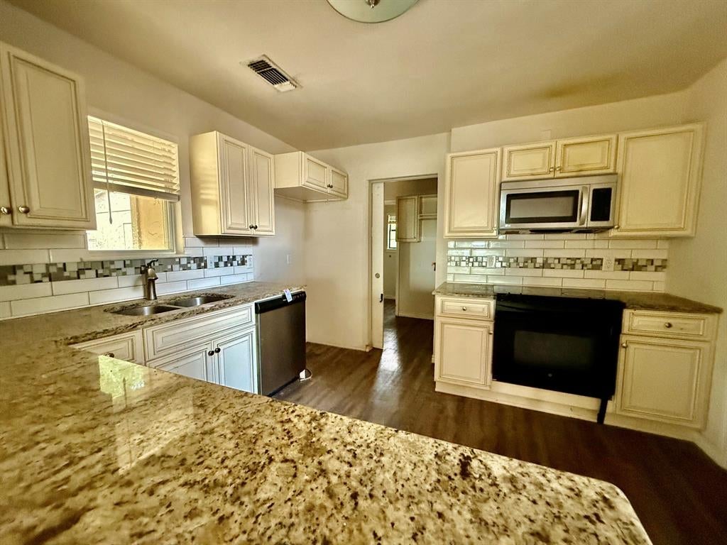 312 S Mockingbird Lane
