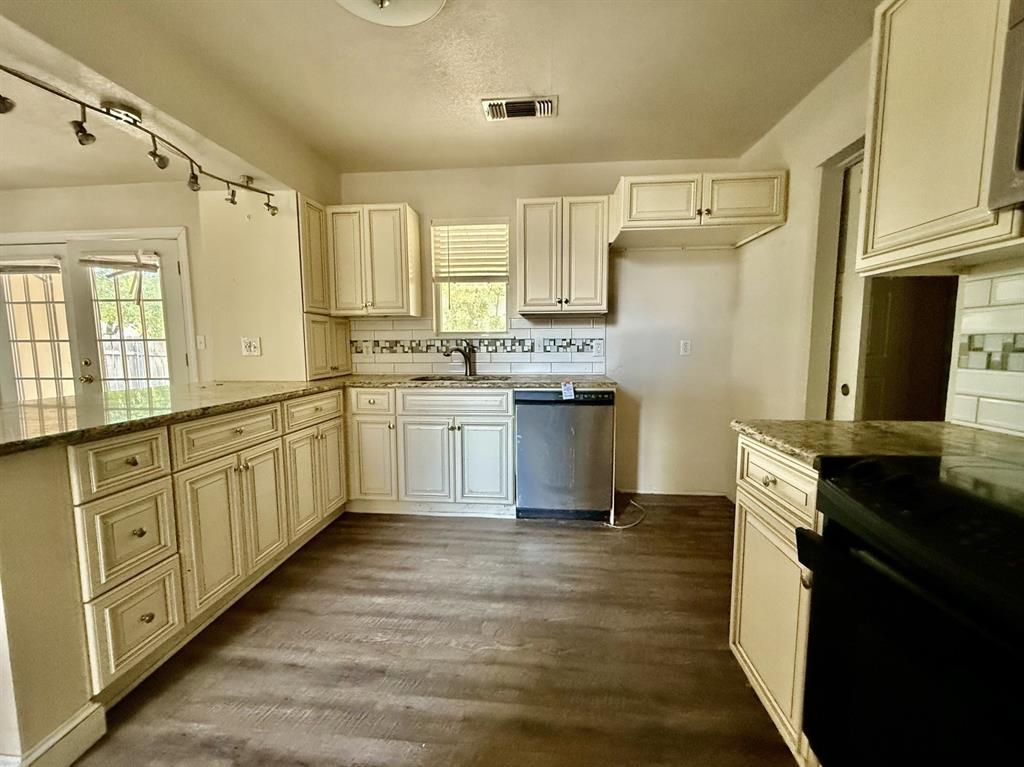312 S Mockingbird Lane