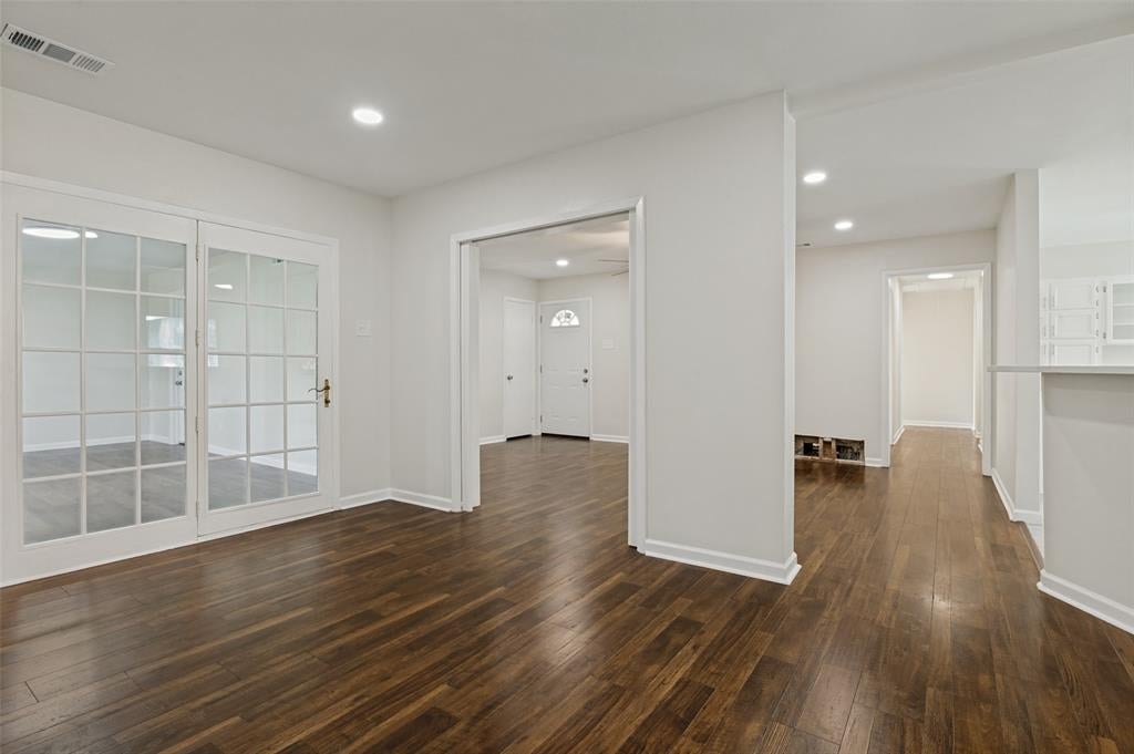 3811 Rolinda Drive
