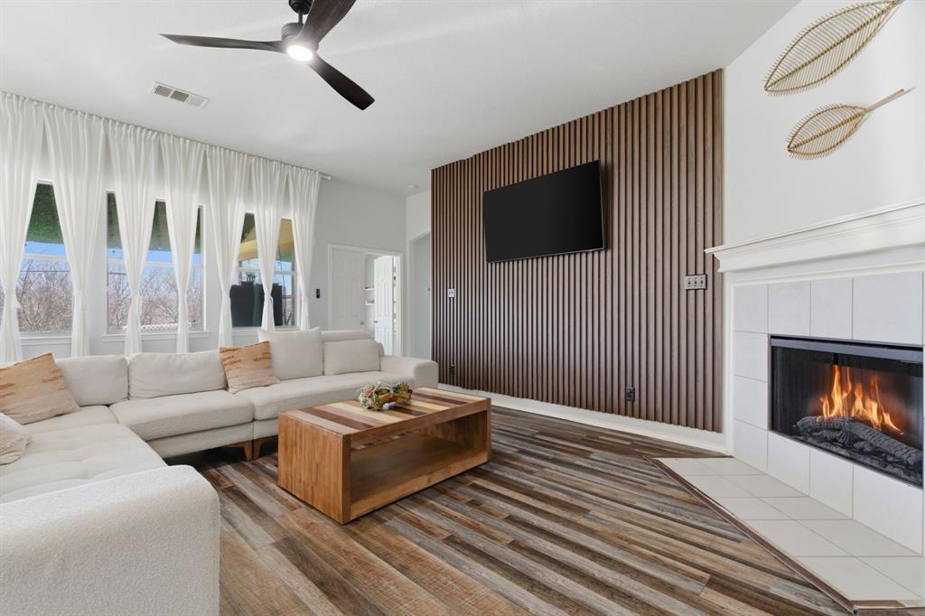 Fossil Park Estates - Residential