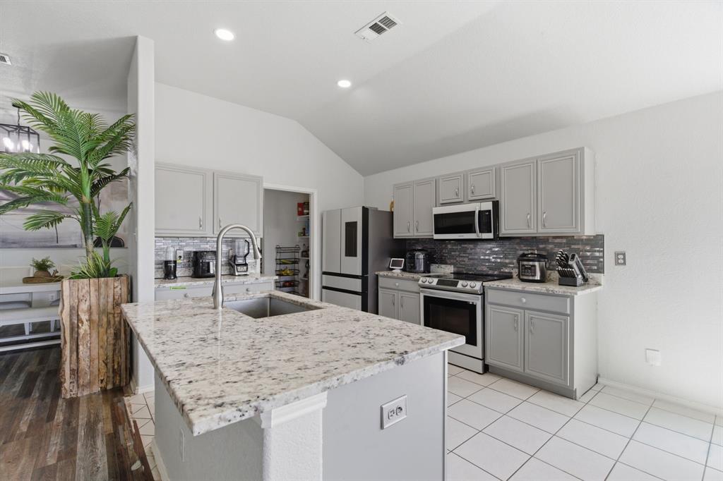 Fossil Park Estates - Residential