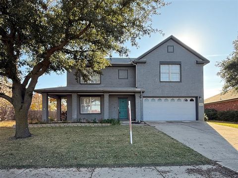 208 Oxford Drive Roanoke TX 76262