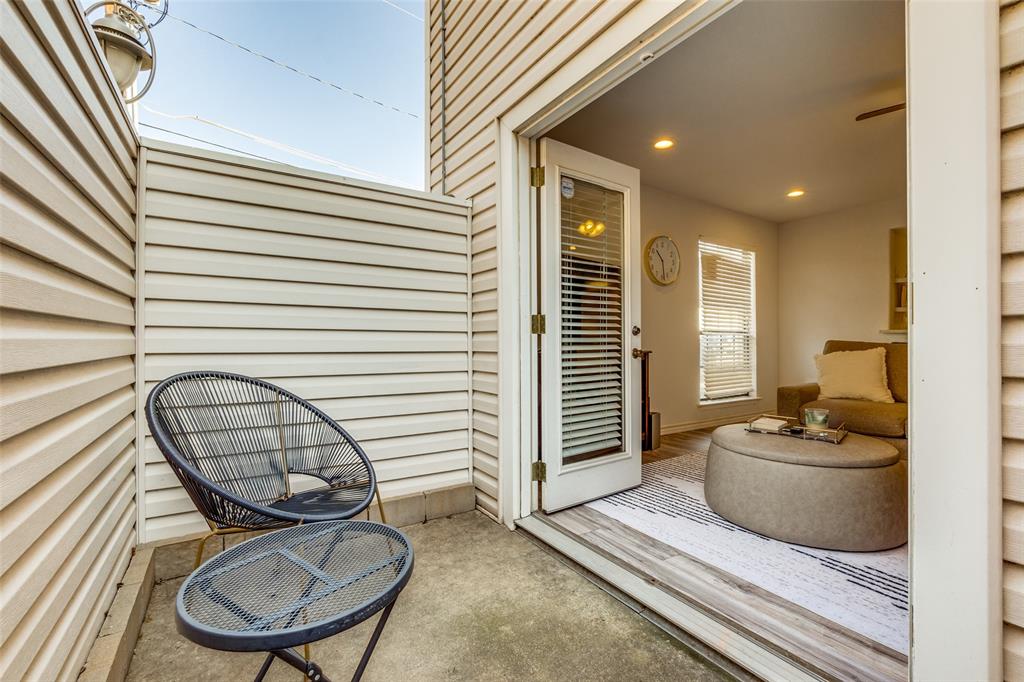 4338 Hartford Condos - Residential