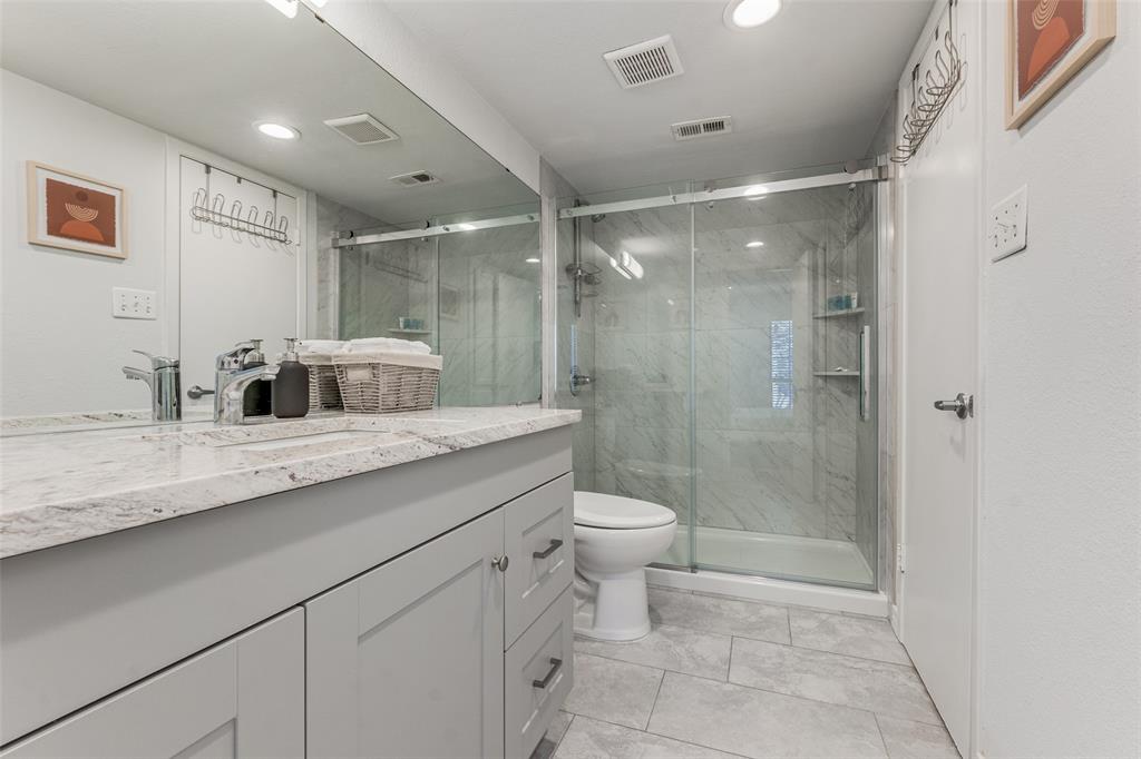 4338 Hartford Condos - Residential