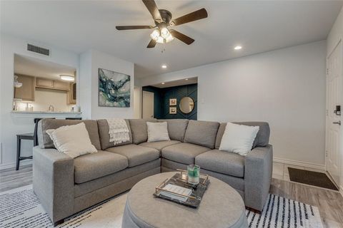 Photo of 4338 Hartford Street #10, Dallas, TX 75219 (MLS # 21252799)