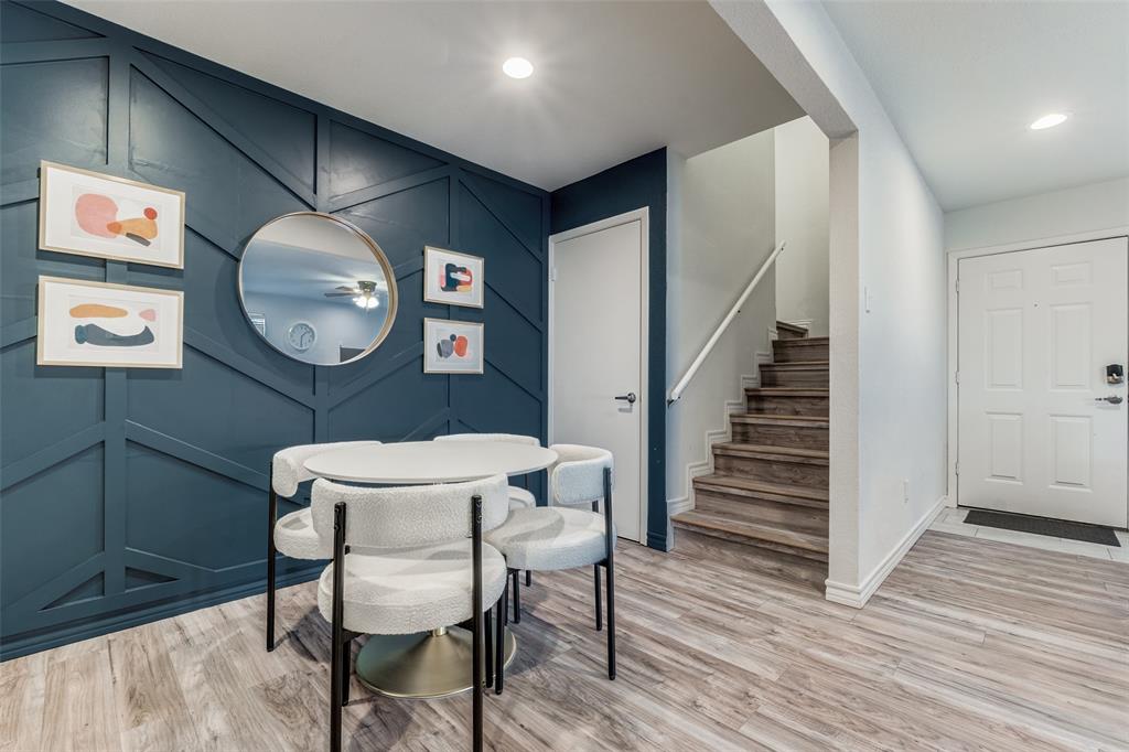 4338 Hartford Condos - Residential