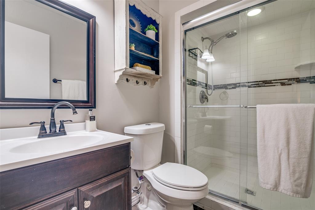 White Rock Village 01 - Residential