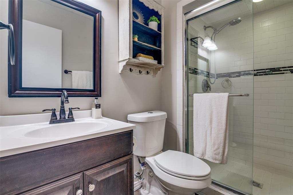 White Rock Village 01 - Residential