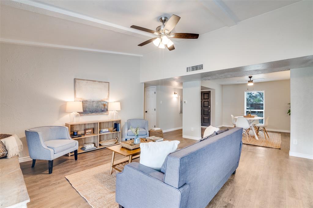 White Rock Village 01 - Residential