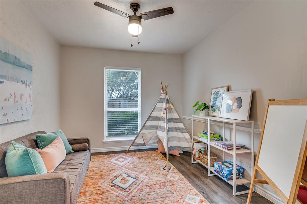 White Rock Village 01 - Residential