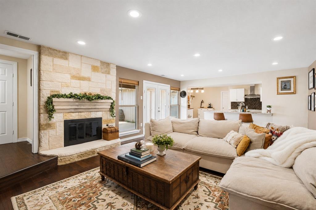 1433 Lincoln Place