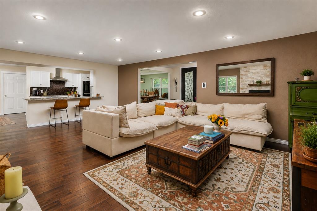 1433 Lincoln Place